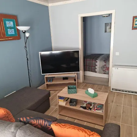 아파트 Les Deux Ecureuils *