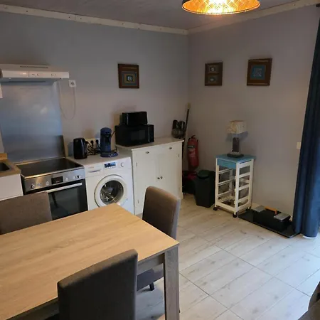 Les Deux Ecureuils